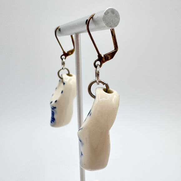 Holland Delft Clog Earrings Ceramic Tourist Whimsical Cute Travel European Fun - Picture 4 of 13